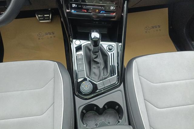Volkswagen Tayron 2022 380 TSI 4 WDR-Line — фото 14