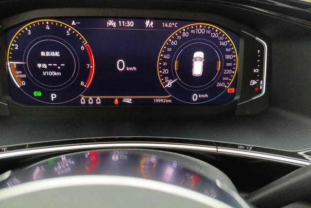 Volkswagen Tayron 2022 380 TSI 4 WDR-Line — фото 13