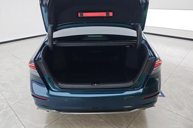 Honda Accord 2023 ·T 260 TURBO — фото 17