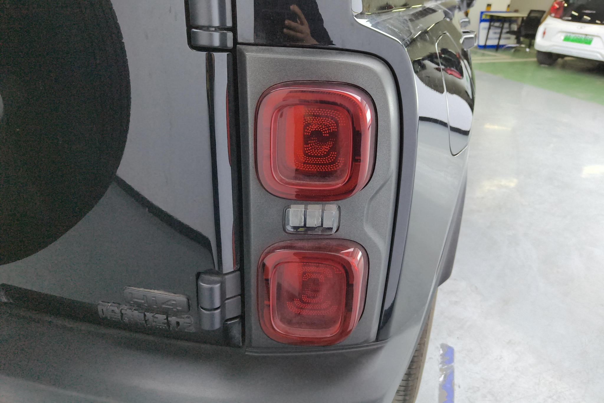 Haval Menglong (Raptor) PHEV 2024 1.5T Hi4 102 Pro
