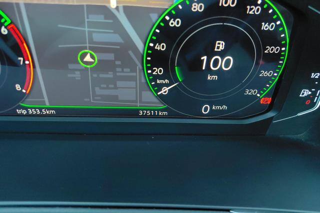 Volkswagen Magotan 2023 200 330 TSI DSGLuxury — фото 14