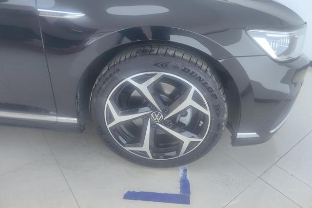 Volkswagen Magotan 2023 200 330 TSI DSGLuxury — фото 10