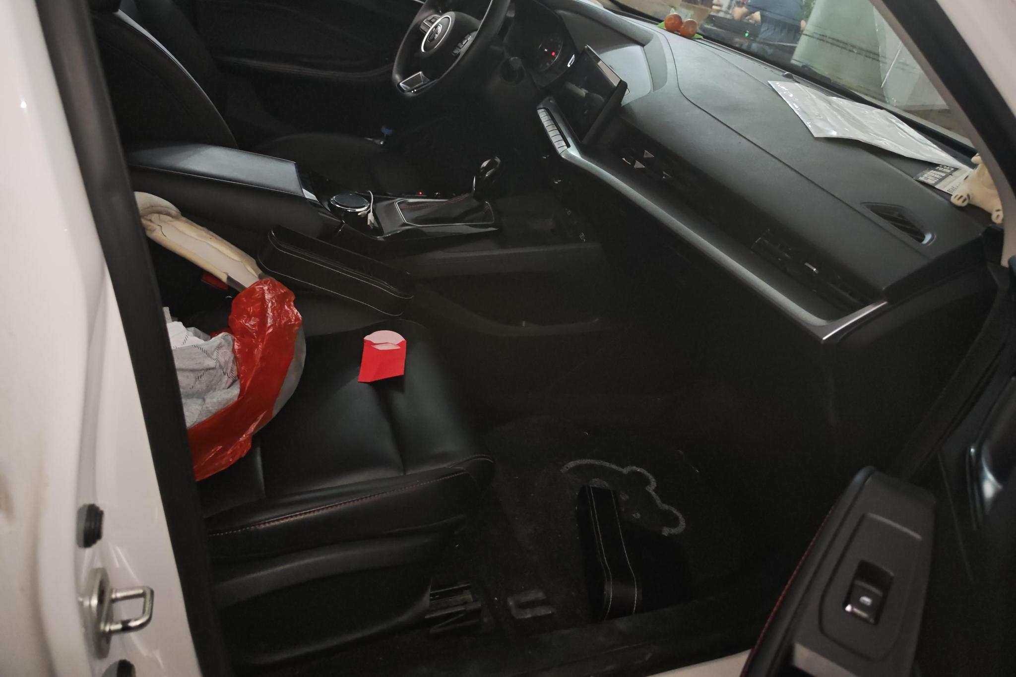 MG 5 2021 180DVVT CVT Luxury