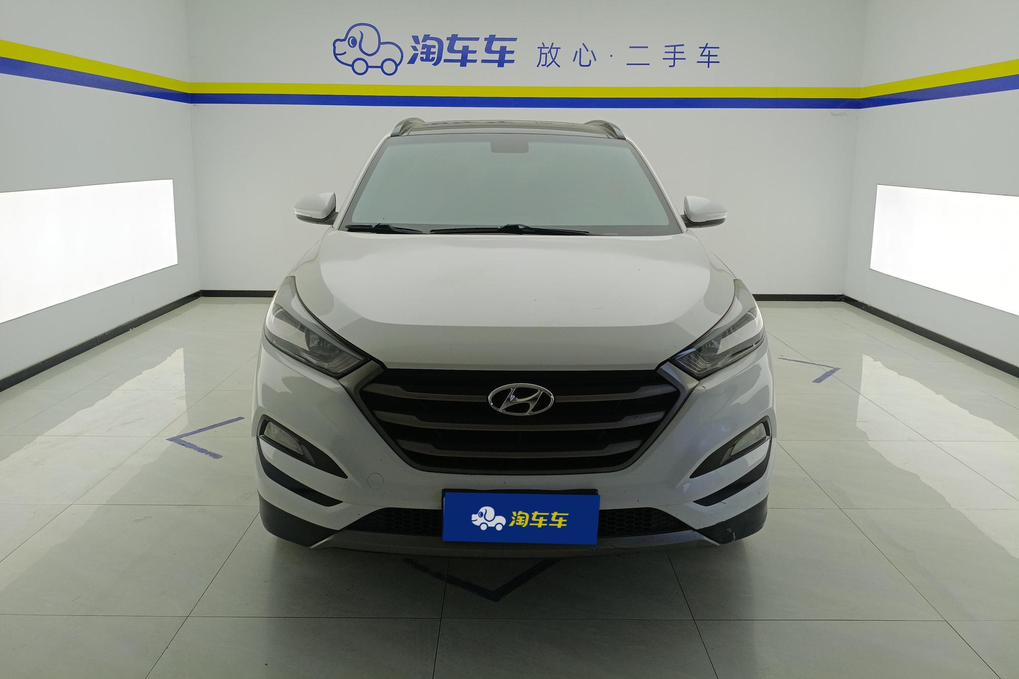 Hyundai Tucson 2015 2.0L AT