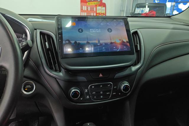 Chevrolet Equinox 2019 Redline 550 T AT 4 WD RS V — фото 12