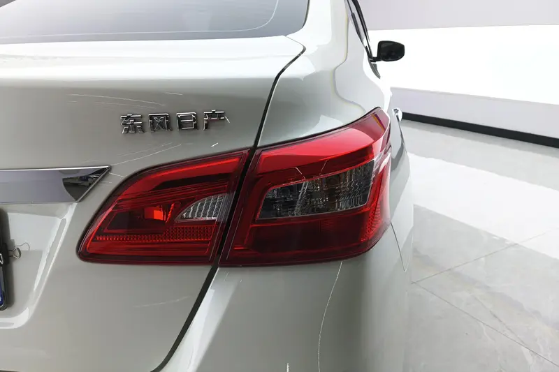Nissan Sylphy — фото 5