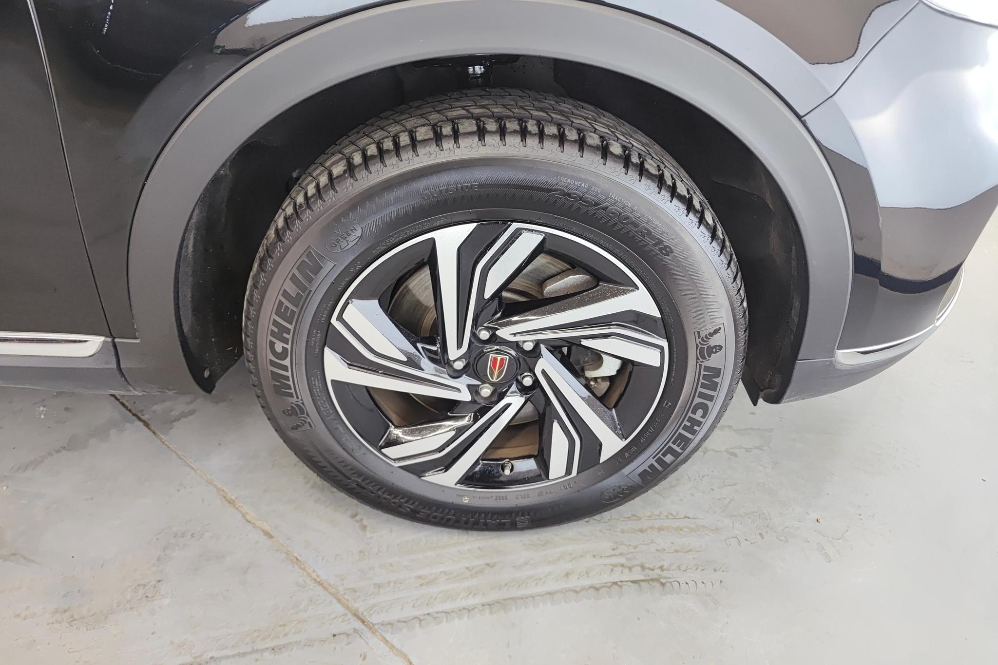 Hongqi HS5 2022 2.0T