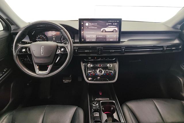 Lincoln Corsair 2020 2.0 T 2 WD — фото 13