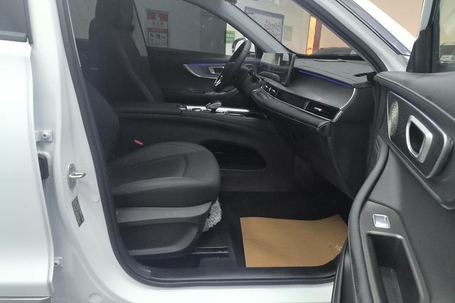 Chery 8 PRO 2025 290 T 2 WD — фото 11
