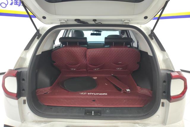 Hyundai ix35 2023 2.0 L DLX — фото 17