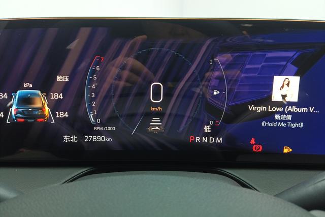 Cadillac CT5 2024 28 T Luxury Pro — фото 13