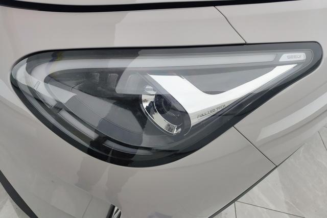 Geely Galaxy Xingyuan 2026 310km — фото 4
