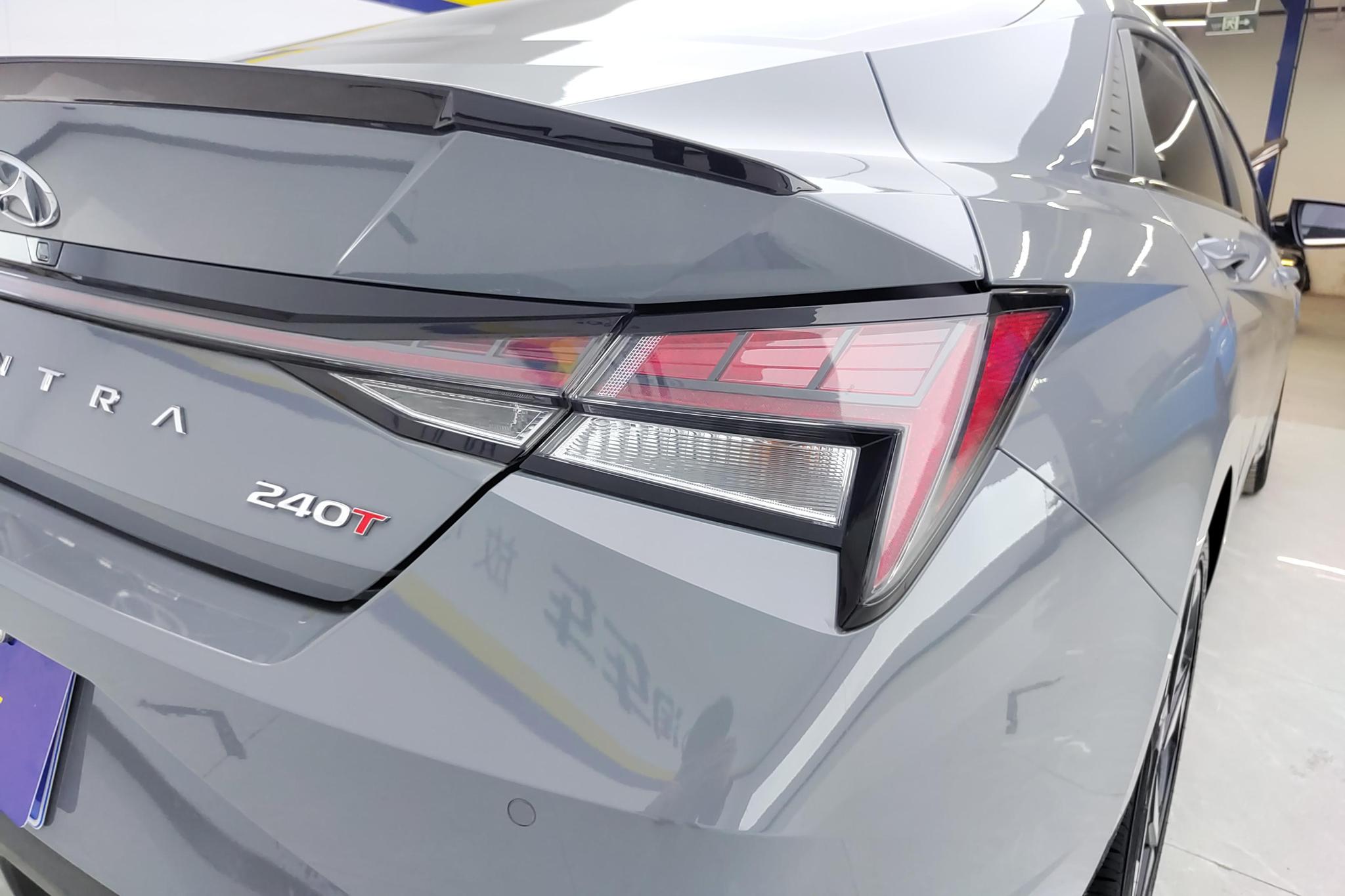 Hyundai Elantra 2021 240TGDi DCT LUX Luxury