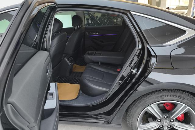 Honda Accord 2023 ·T 260 TURBO — фото 16