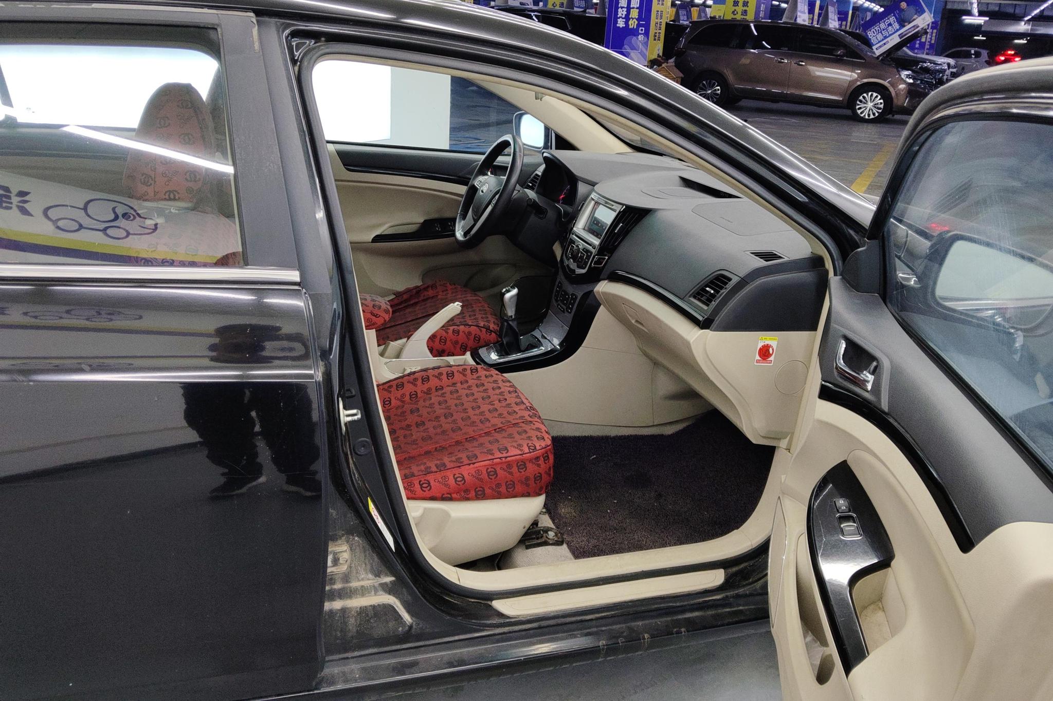BYD Surui 2012 1.5L MT Luxury