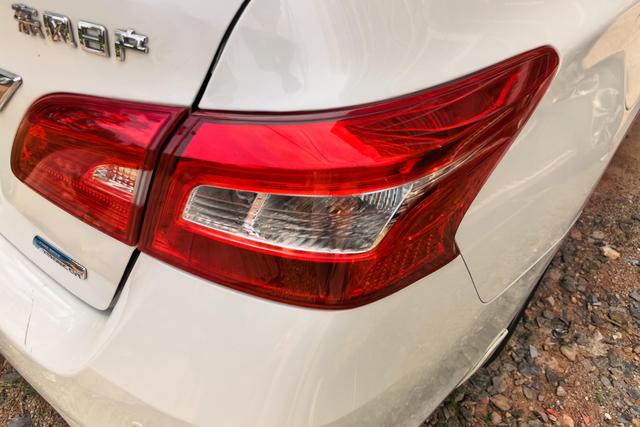 Nissan Sylphy 2019 1.6 XV CVT VI — фото 3