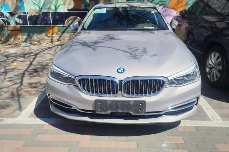 BMW 5 Series — фото 2