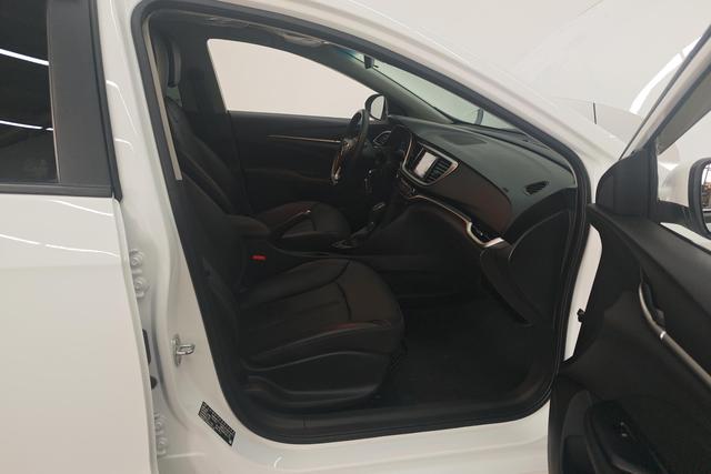 Buick Excelle GT 2021 1.5 L ATElite — фото 10