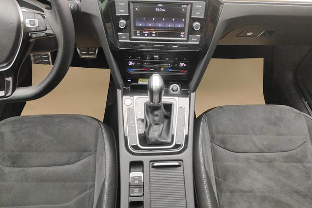 Volkswagen CC 2020 330 TSI VI — фото 15