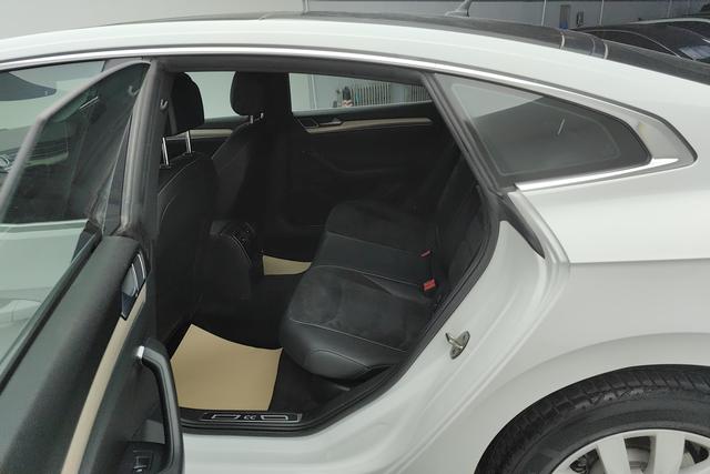 Volkswagen CC 2020 330 TSI VI — фото 16