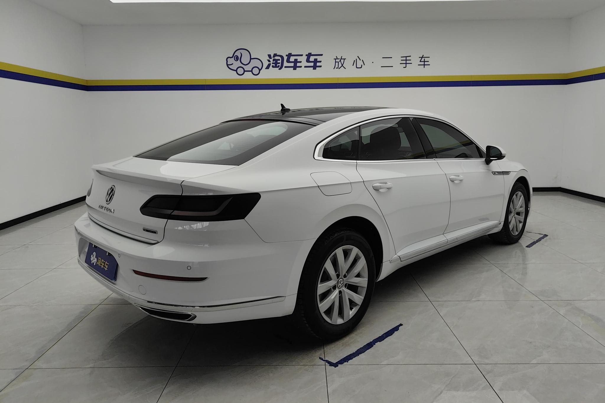 Volkswagen Passat CC CC 2020 330TSI VI
