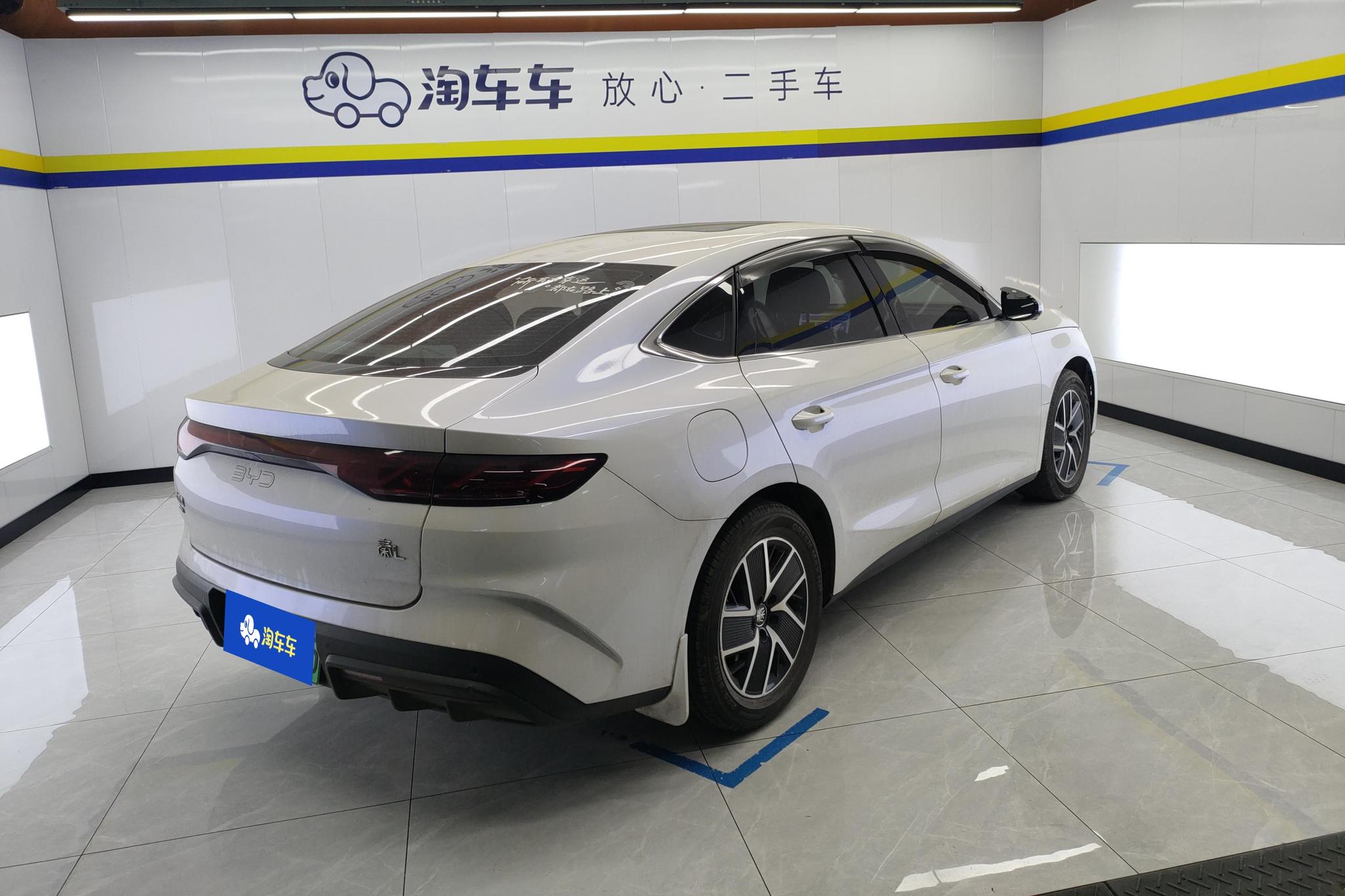 BYD Qin L L DM 2024 DM-i 120KM