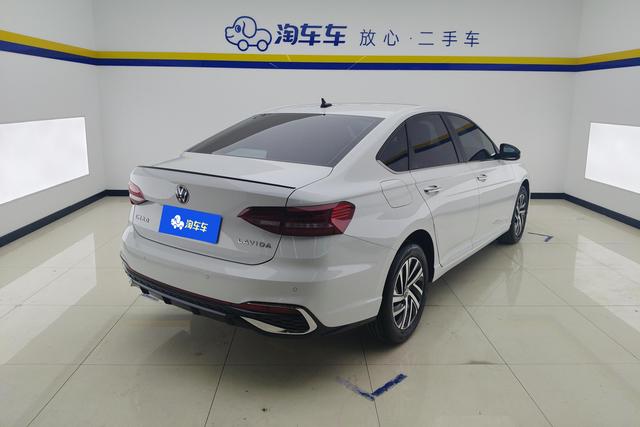 Volkswagen Lavida 2024 300 TSI DSG — фото 3