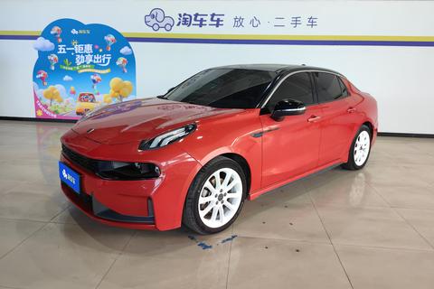 Lynk & Co 03