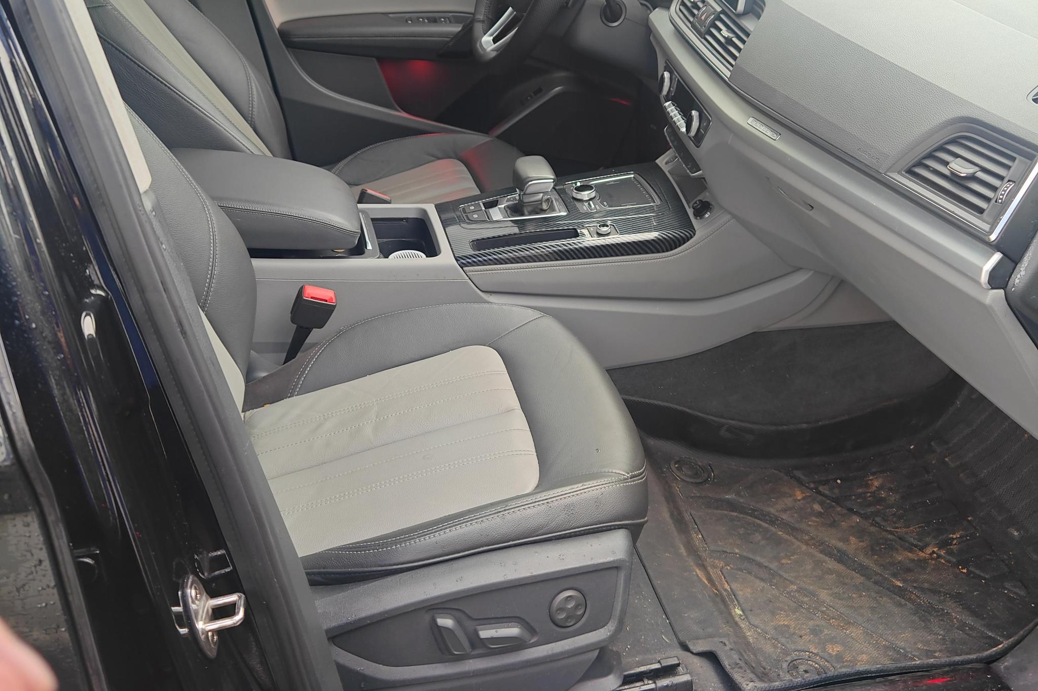 Audi Q5L 2020 40 TFSI Fashion