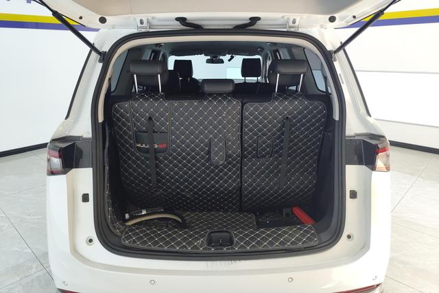 Wuling Jiachen 2022 1.5 T CVT Luxury — фото 17