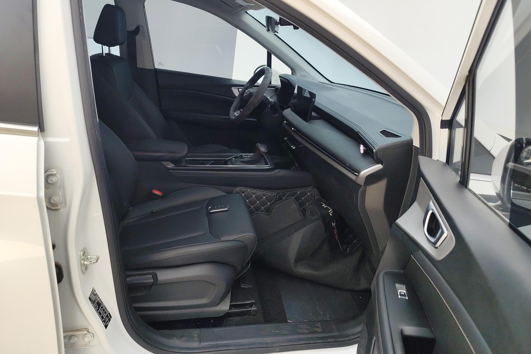 Wuling Jiachen 2022 1.5T CVT Smart Luxury