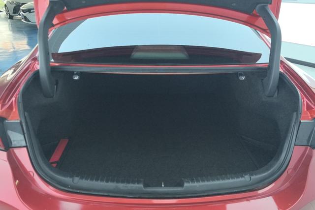 Mazda Atenza — фото 17