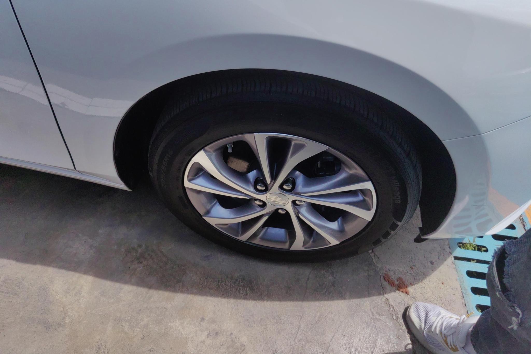 Buick Verano 2022 Pro 533T