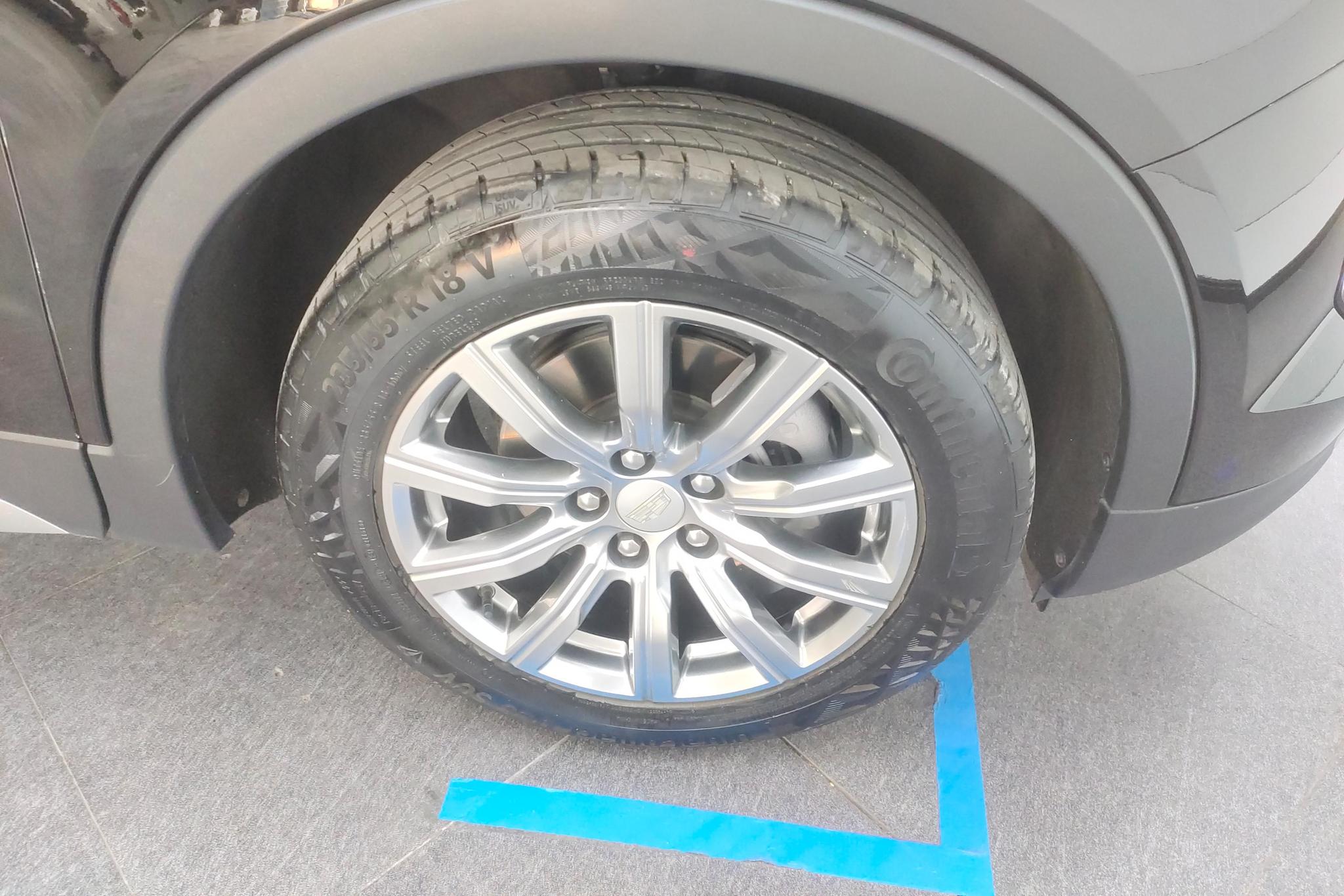 Cadillac XT4 2022 28T Luxury