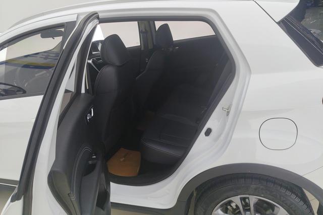 Geely X3 2020 1.5 L CVTPremium — фото 15