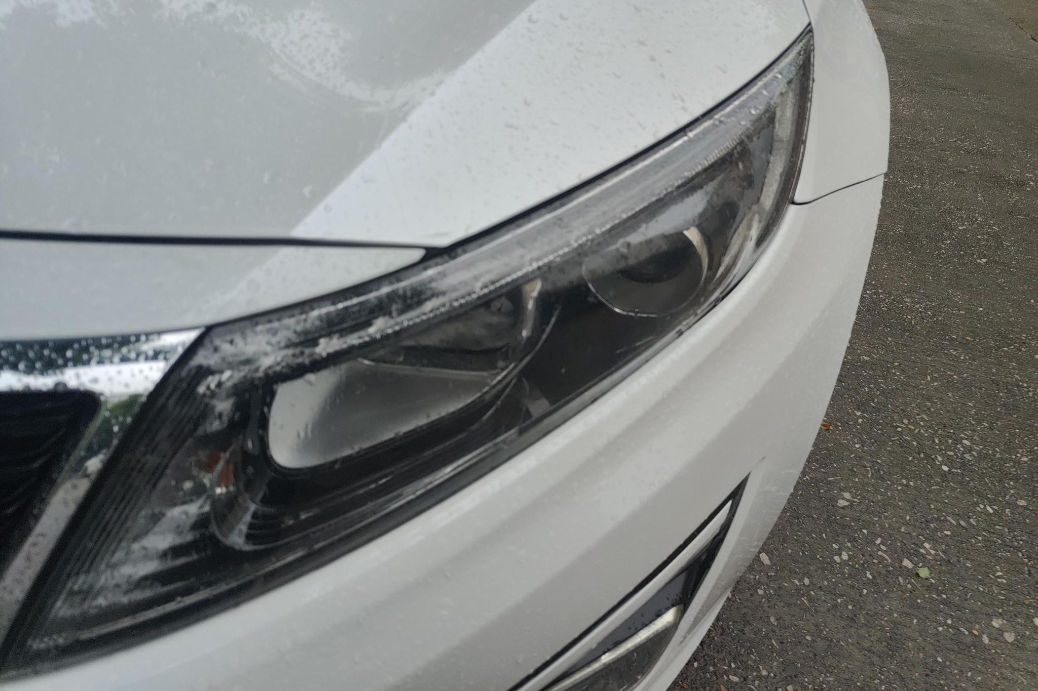 Kia K5 2015 2.0L AT LUX