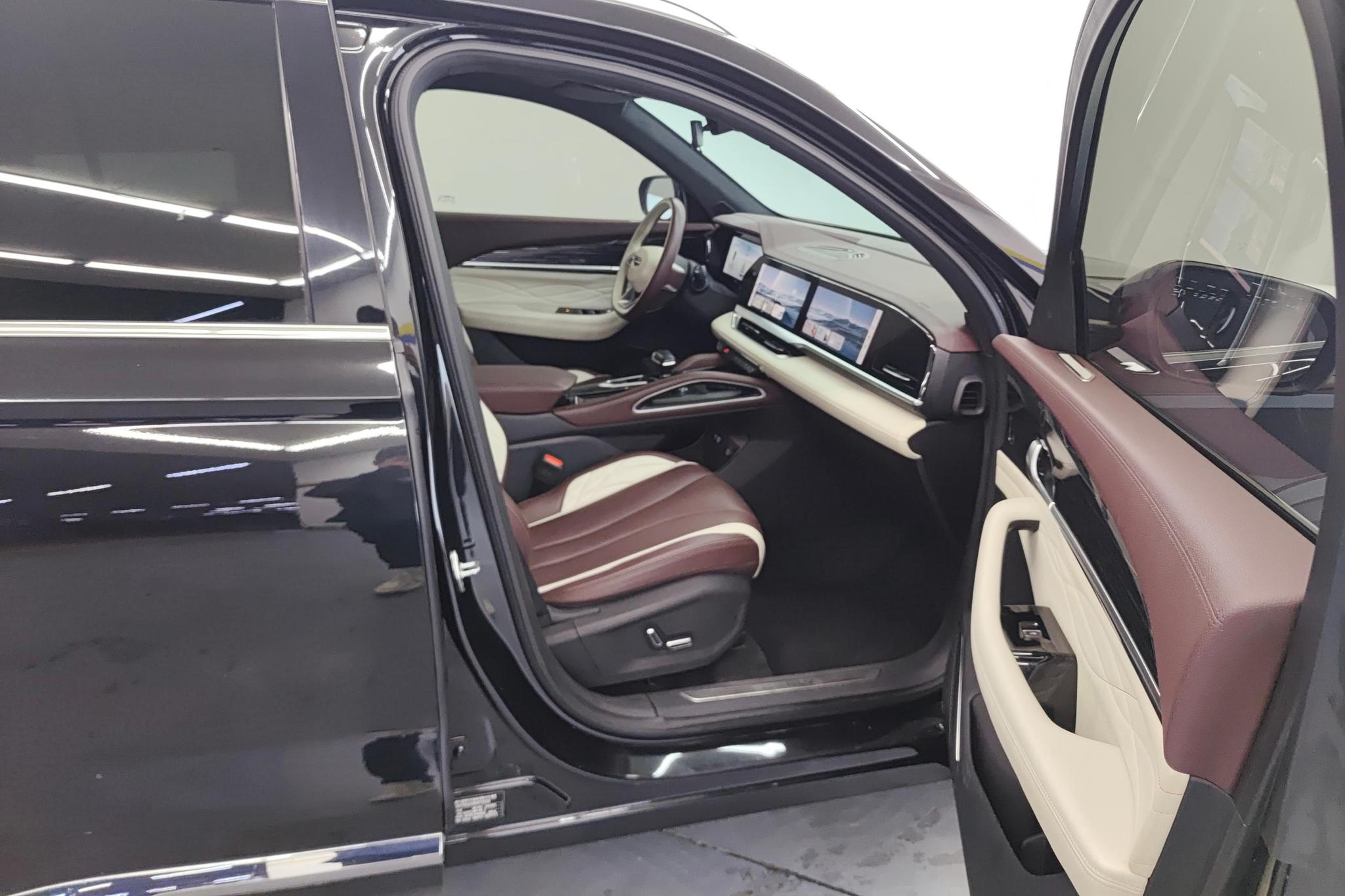 Geely Monjaro L 2021 2.0TD DCT EVO Luxury