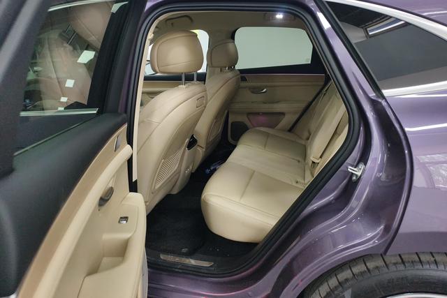 AITO M5 2025 EREVUltra 4 WD — фото 16