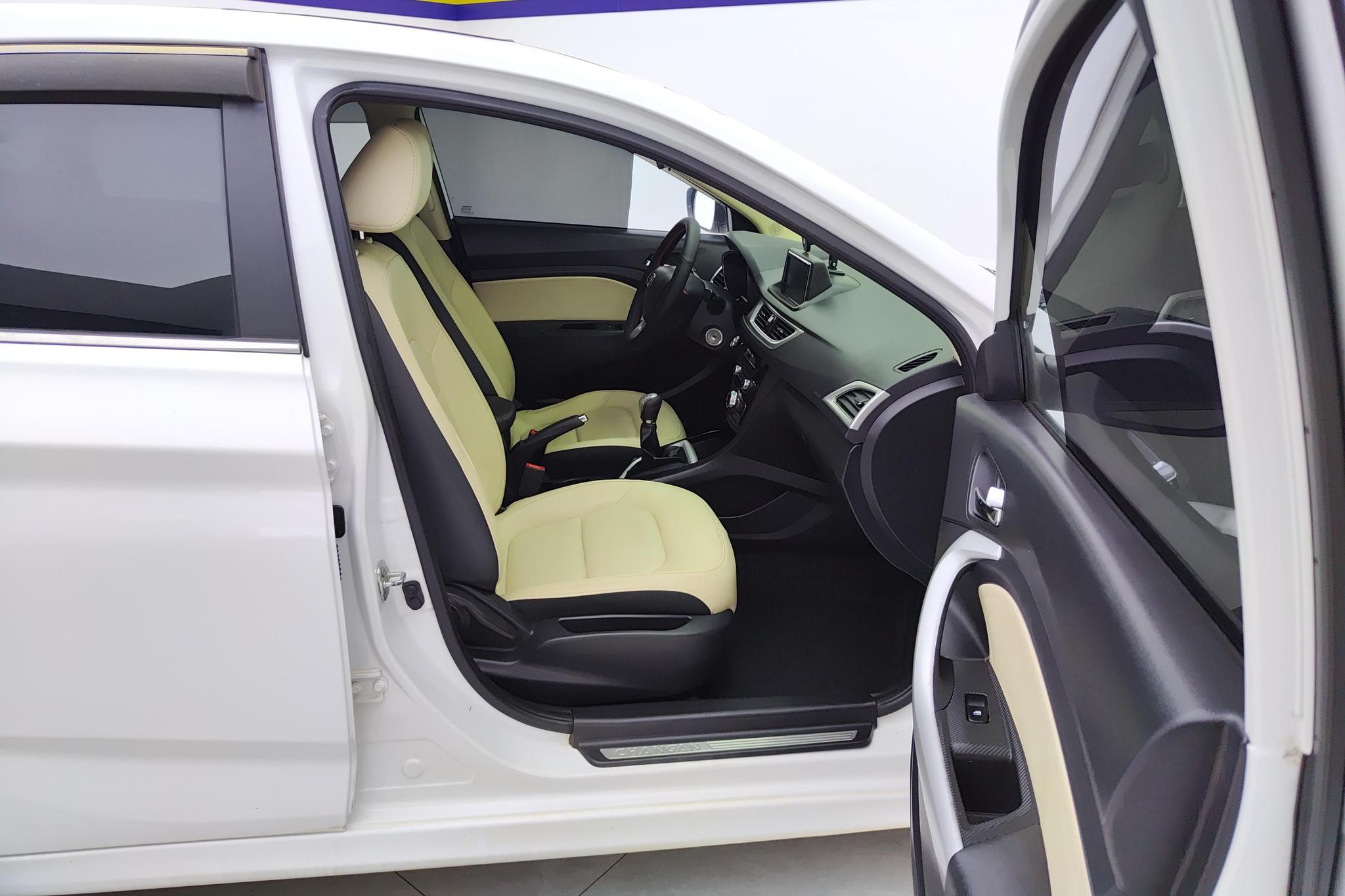 Changan V7 2015 1.6L MT IV