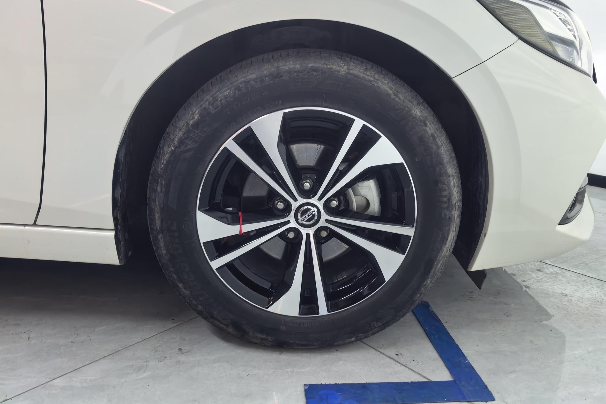 Nissan Sylphy 2020 1.6L XL MT Enjoy