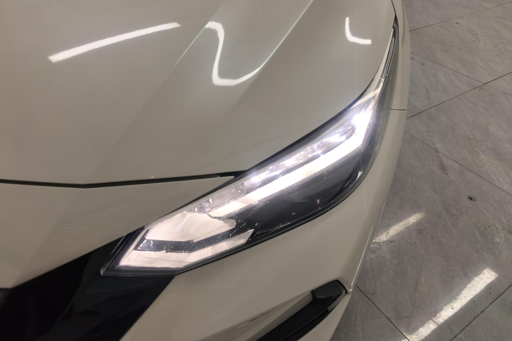Nissan Sylphy 2020 1.6L XL MT Enjoy