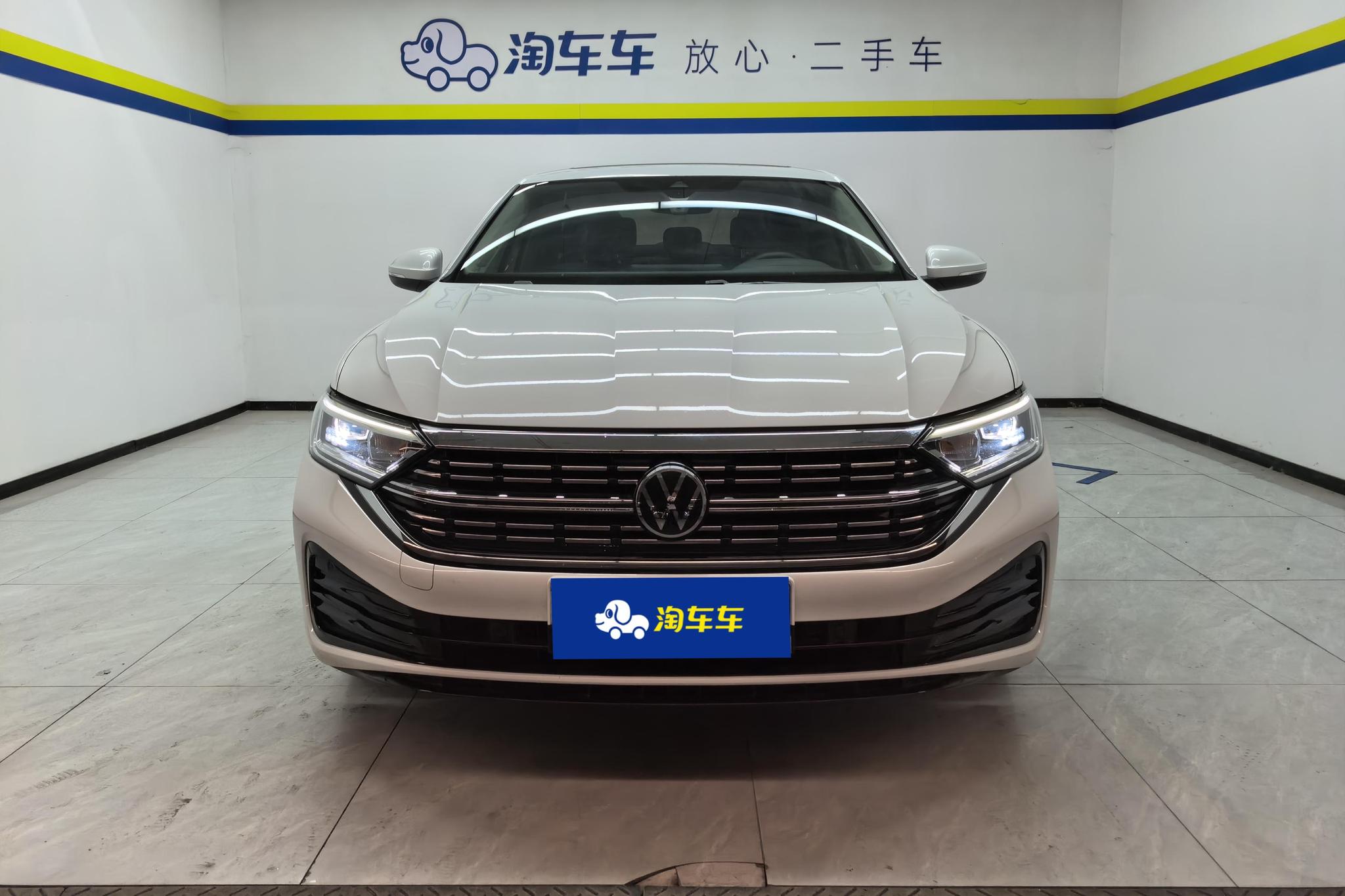 Volkswagen Sagitar 2023 200TSI DSG