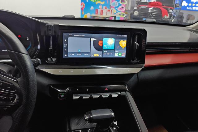 Wuling Valli 2021 1.5 T CVT — фото 13