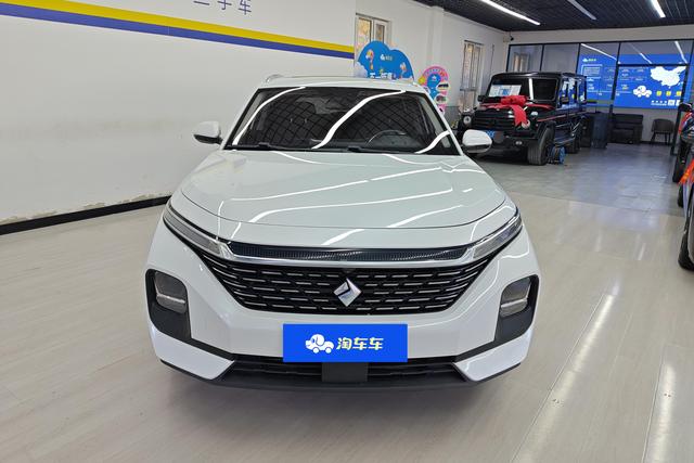 Wuling Valli 2021 1.5 T CVT — фото 2