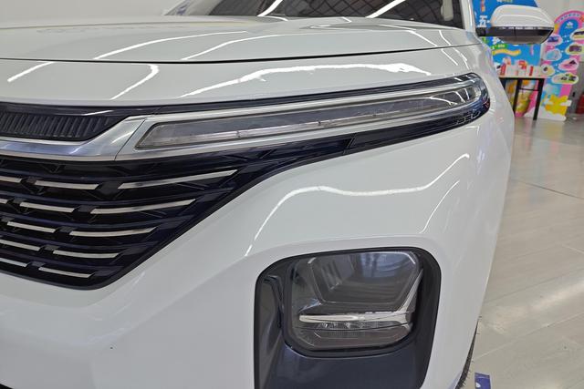 Wuling Valli 2021 1.5 T CVT — фото 4