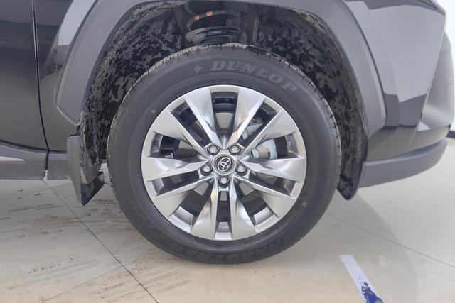 Toyota Wildlander 2023 2.0 L 2 WD — фото 10