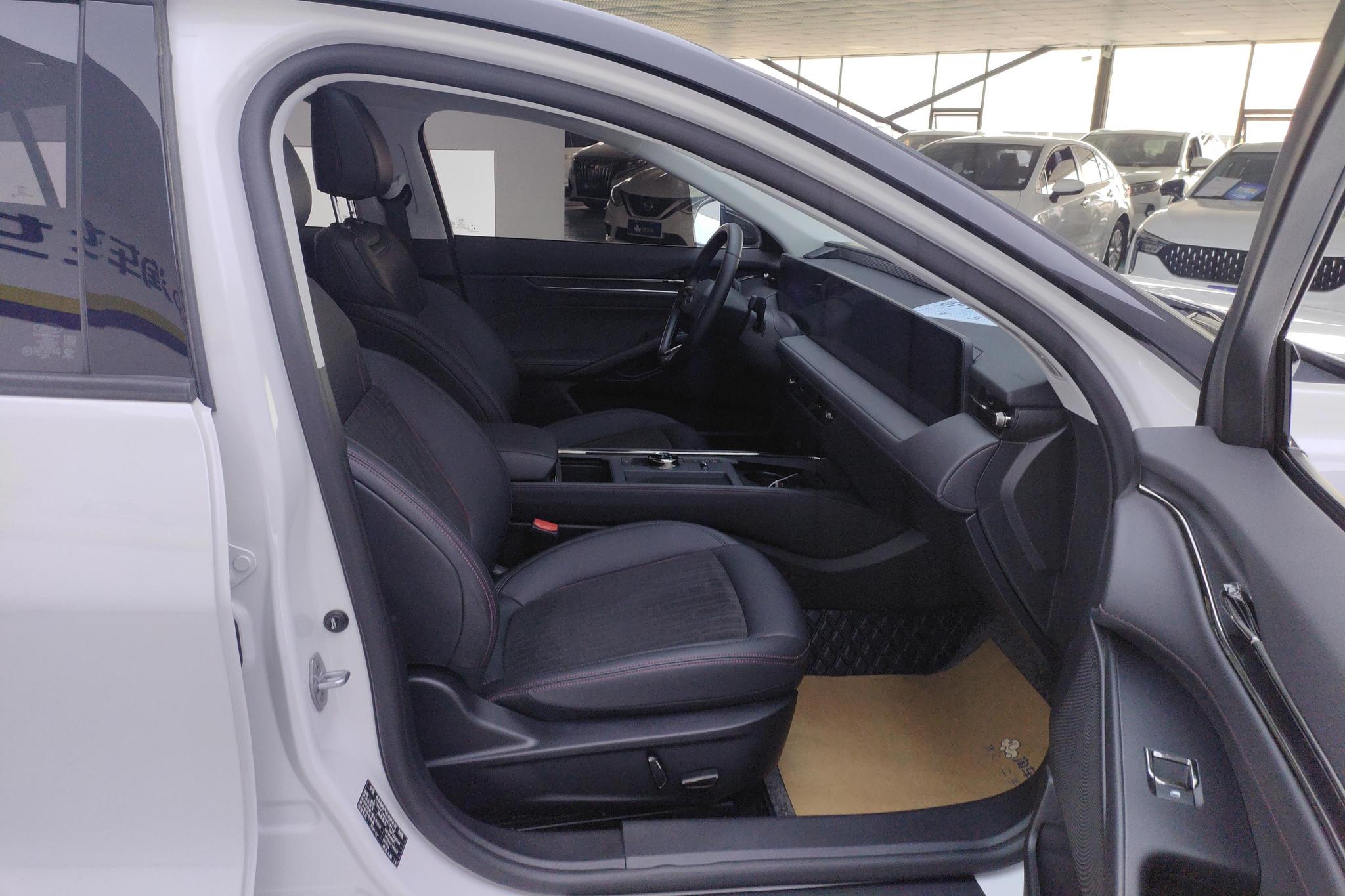 Ford Mondeo 2023 EcoBoost 245 Luxury
