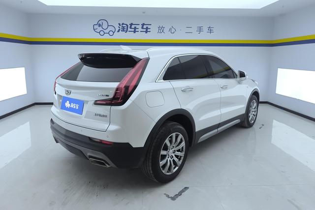 Cadillac XT4 2023 28 T 2 WDLuxury — фото 3