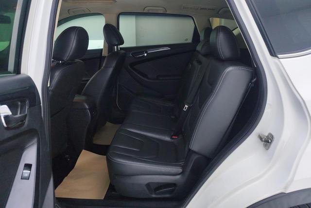 Dongfeng Fengguang 580 2017 1.8 L MTComfort — фото 16