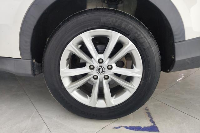 Dongfeng Fengguang 580 2017 1.8 L MTComfort — фото 4